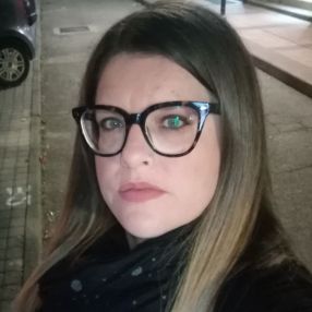 Emanuela, Babysitter a Alba