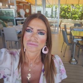 Valeria, Babysitter a Città Metropolitana di Napoli