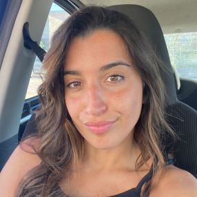 Simona, Babysitter a Bacoli