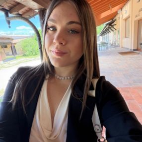 Chiara, Babysitter in Marnate