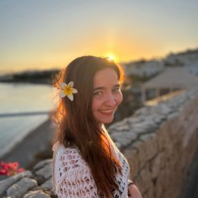Altea, Babysitter in Villanova Mondovì
