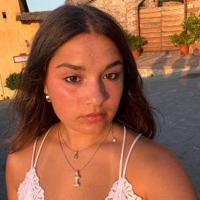 Isabella, Babysitter in Grandate