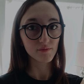 Vittoria, Babysitter a Silea