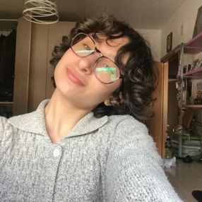 Elvira Maria, Babysitter a Fisciano