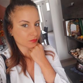 Annalisa, Babysitter a Carpignano Salentino