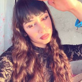 Naomi, Babysitter a Porto Empedocle