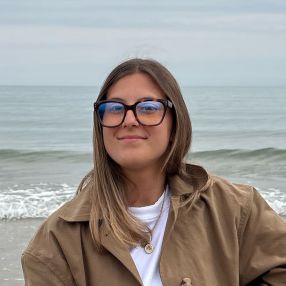 Martina, Babysitter a Brescia