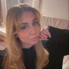 Olla, Babysitter in Pula