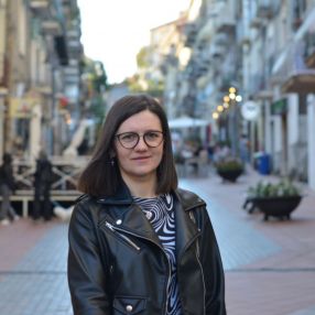 Mariana, Babysitter a Eboli