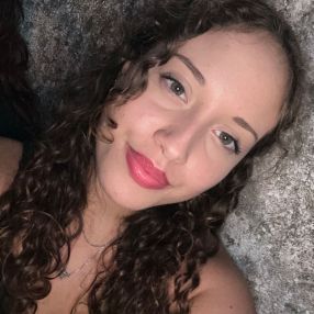 Mariana Luz, Babysitter in Castions di Strada