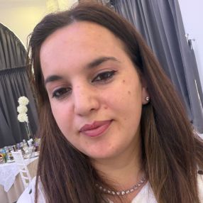 Marjana, Babysitter a Ponte Buggianese
