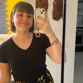 Alessandra, Babysitter a Presezzo