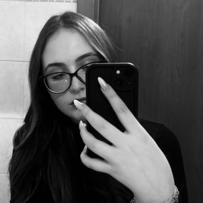 Sofia, Babysitter in Taurianova