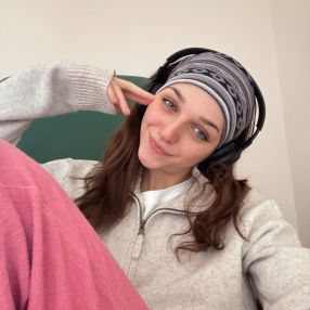 Ilene, Babysitter a Usmate-velate