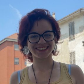 Nicole, Babysitter a San Giuliano