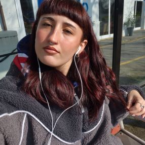Misia, Babysitter in Russi