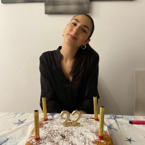 Asja, Babysitter a Vibo Valentia
