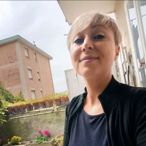 Valeria, Babysitter a Genova