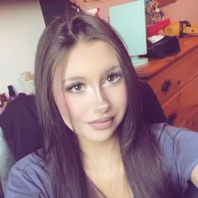 Noemi, Babysitter a Provincia di Biella