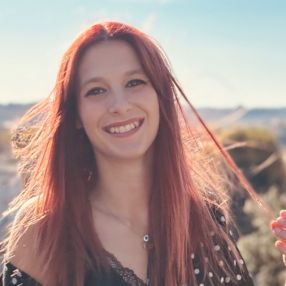 Alessia, Babysitter a Bomporto