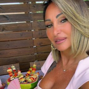 Veronica, Babysitter a Mombretto