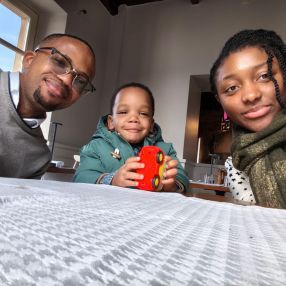 J, Family in Novara
