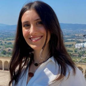 Maria Vittoria, Babysitter in Collecchio