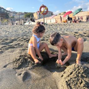 Elisa, Famiglia a Alessandria