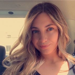 Giulia, Babysitter a Monte di Procida