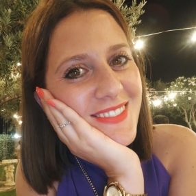 Clara, Babysitter a Saronno