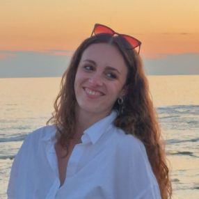 Rachele, Babysitter a Cascina