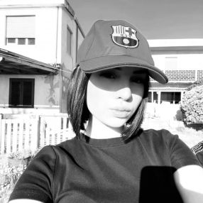 Giulia, Babysitter a Palmi