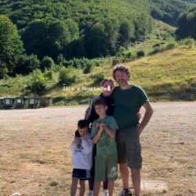 Laura, Famiglia a Piacenza