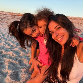 Rebecca, Babysitter in Cabras