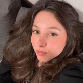 Giulia, Babysitter a Lomazzo