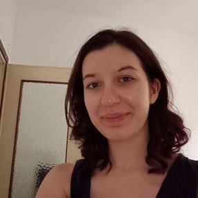 Sara, Babysitter a Lungavilla