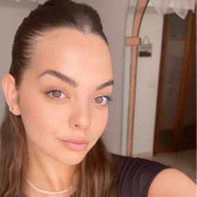 Giulia jasmine, Babysitter a Brugherio