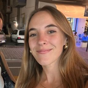 Cecilia, Babysitter a Brescia