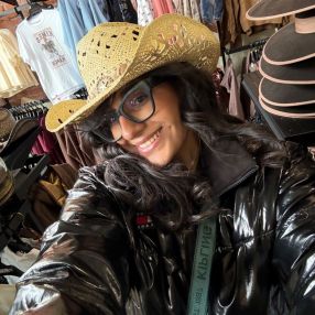 Alessia, Babysitter a Avola