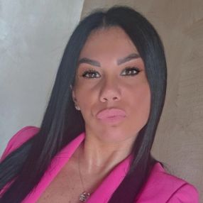 Maddalena, Babysitter a Giugliano In Campania