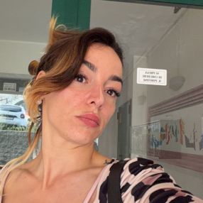Valeria, Babysitter a Cogoleto