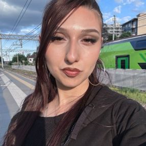 Claudia, Babysitter in Bussoleno