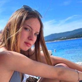 Sofia, Babysitter a Calcinate