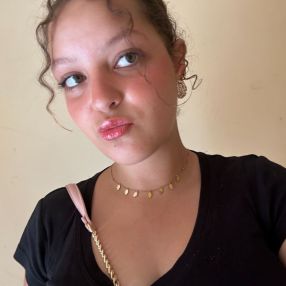 Hiba, Babysitter in Calco Superiore