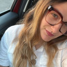 Emanuela, Babysitter a Provincia di Asti