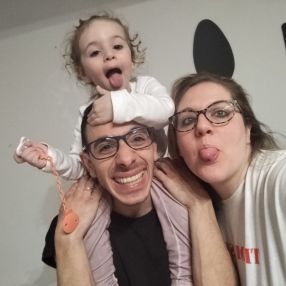 Stefania, Famiglia a Genova