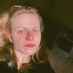 Angela, Babysitter a Triggiano