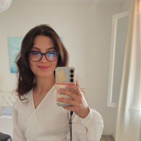 Gina, Babysitter a Pistoia
