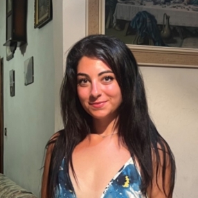 Agnese, Babysitter a Massa Martana