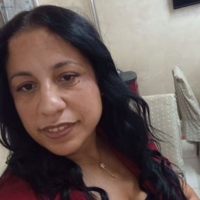 Viola, Babysitter a Castelnuovo Dell'abate